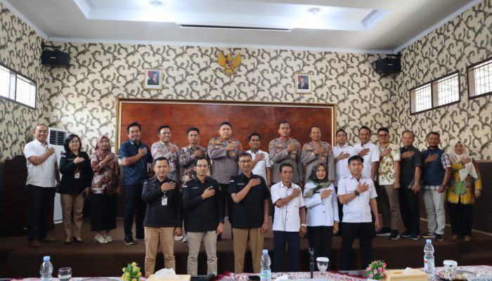 Audensi KPU dan Bawaslu Bersama Kapolres Lampung Selatan di Aula GWL Polres Lampung Selatan
