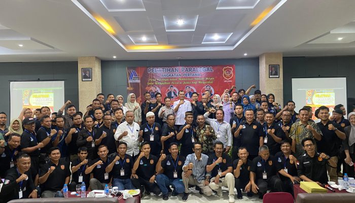 100 Peserta Antusias Ikuti Pelatihan Paralegal di Hotel Urban Pringsewu