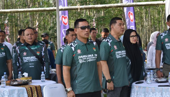 Pangdam XXI/Radin Inten Lepas 2.500 Offroader Trail Adventure Piala Panglima TNI di Way Berulu