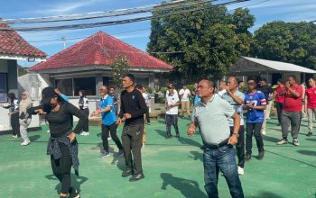 Jaga Kebugaran dan Kekompakan, Pegawai Lapas Narkotika Bandar Lampung Gelar Senam Pagi Bersama