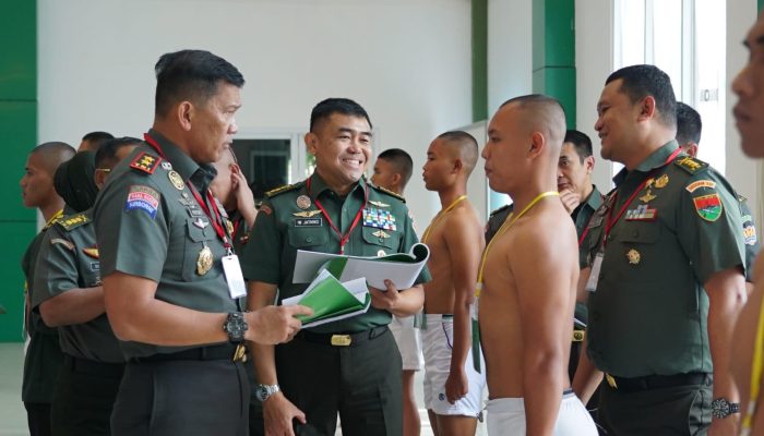 PANGDAM XXI/RADIN INTEN TEGASKAN OBJEKTIVITAS DALAM SIDANG SUB PANPUS PENERIMAAN CABA PK TNI AD GELOMBANG II TA 2025
