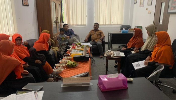BIPEKA ( bidang perempuan) PKS Lampung: Hari Ayah Momentum Menguatkan Peran Lelaki Sebagai Pondasi Keluarga