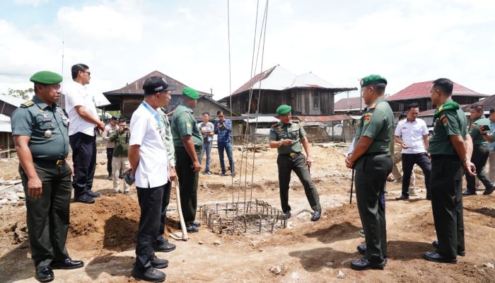 DORONG PEMBERDAYAAN EKONOMI MASYARAKAT PEKON BALAK, DANREM 043/GATAM TINJAU PEMBANGUNAN KOPERASI MERAH PUTIH