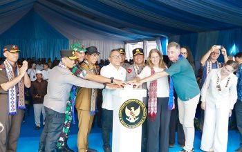 Menuju Ketahanan Pangan Nasional, Pangdam XXI/Radin Inten Dampingi Menko Bidang Pangan RI Tanam Jagung di Lampung Selatan