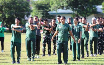 Korem 043/Garuda Hitam dan Persit KCK Gelar Olahraga Bersama di Makorem