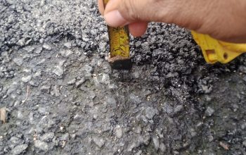 Proyek Jalan di Srengsem Diduga Bermasalah, Konsultan PU Pertanyakan Plang dan Ketebalan Aspal