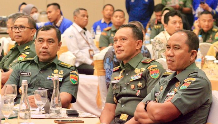 Danrem 043/Gatam Hadiri Peluncuran Aplikasi Centurion-21