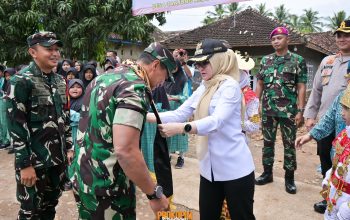 Bupati Nanda Dampingi Wasev Panglima TNI Tinjau TMMD Ke-127 Kodim 0421/Lampung Selatan