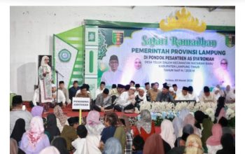 Pemprov Salurkan Bantuan dan Tinjau Pembangunan Infrastruktur Lampung Timur
