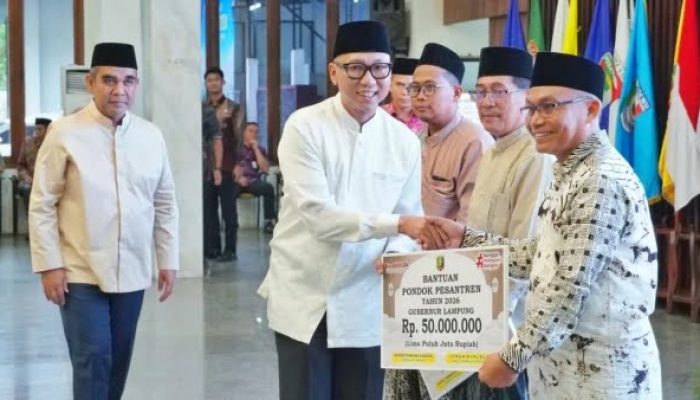 Pemprov Lampung Beri Dukungan bagi Pesantren untuk Menjaga Keberlanjutan Pendidikan