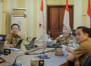 Wagub Jihan Nurlela Pimpin Rapat Evaluasi Program Prioritas Desaku Maju demi Memperkuat Kualitas dan Efektivitas Penyelenggaraan di Tahun 2026