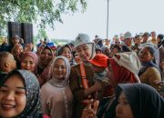 Warga Transmigran di Tulang Bawang Ucapkan Syukur atas Perbaikan Ruas Jalan Gedong Aji–Umbul Mesir: Terima Kasih Pak Gubernur Mirza dan Ibu Wagub Jihan Nurlela