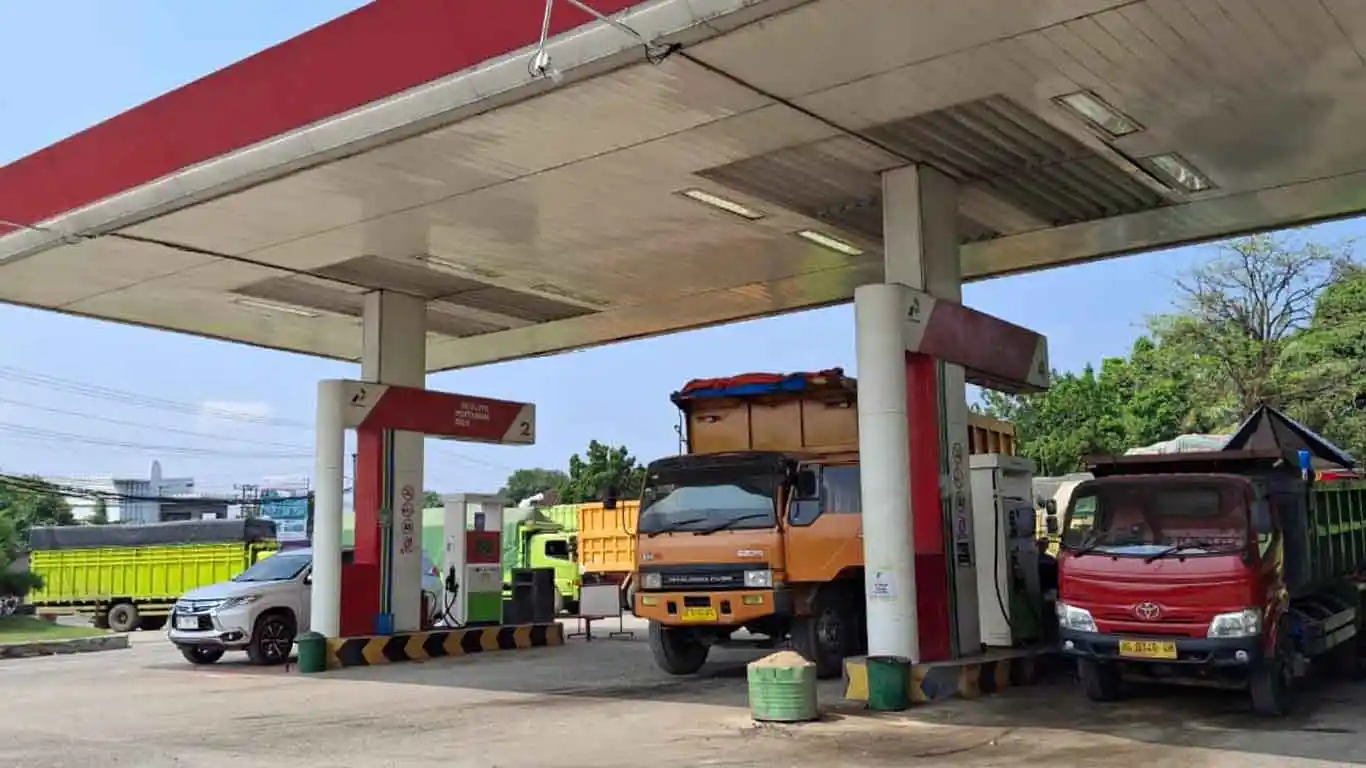 Pertamina Tambah Pasokan Biosolar ke SPBU Padat di Lampung