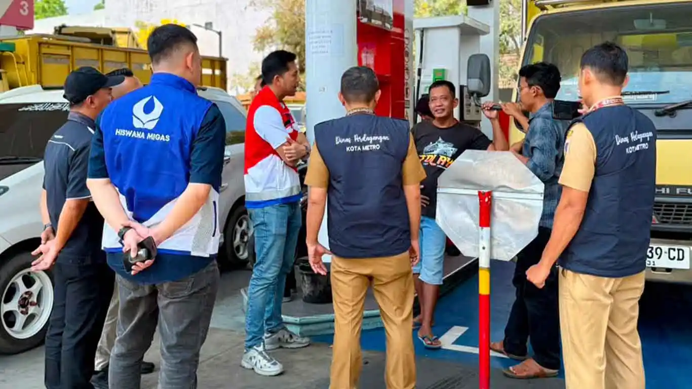 Pertamina Sidak Antrean Biosolar di SPBU Kota Metro